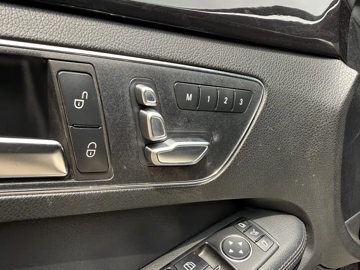 Mercedes-Benz E-Class 2015 Facelift E 260 L Sport фото 9