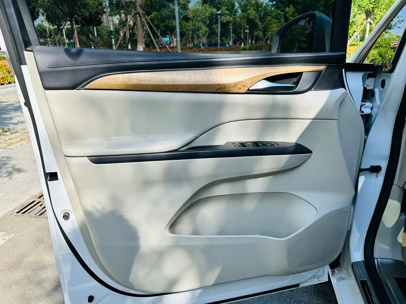 Buick GL8 2017 ES 28T Comfort Type China V фото 7