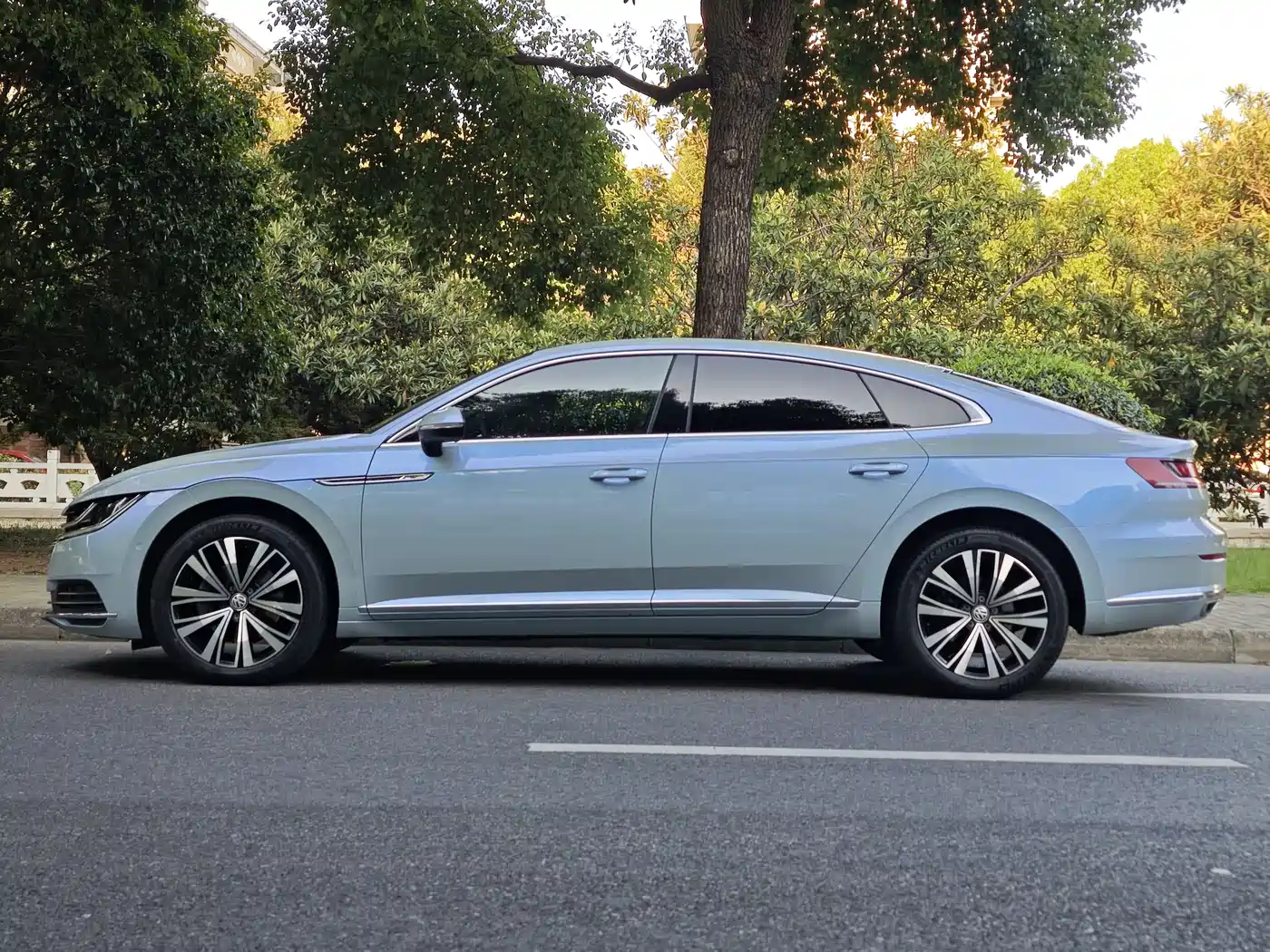 Volkswagen FAW-Volkswagen CC 2020 330TSI Glamour Version China VI фото 17