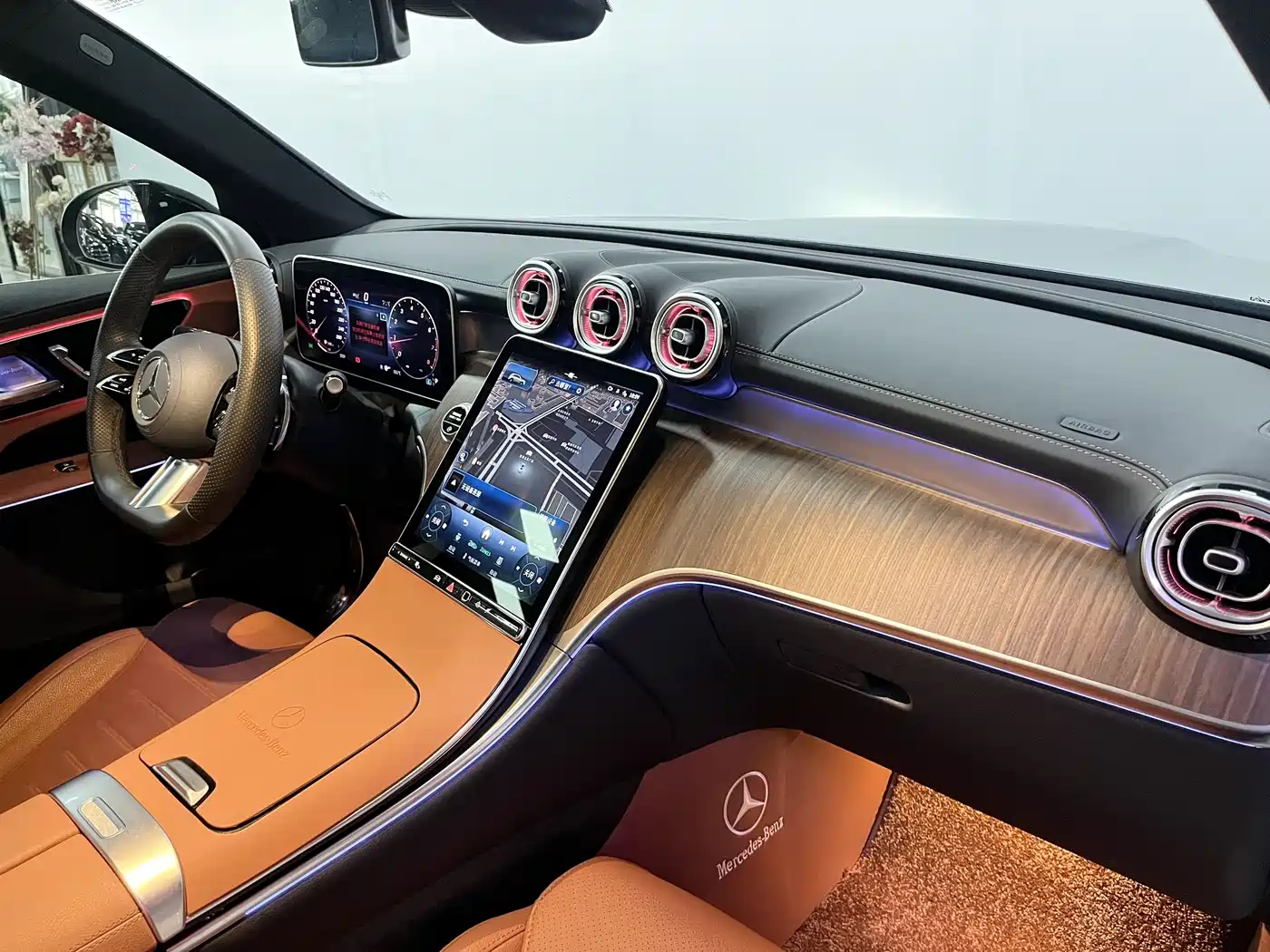 MERCEDES-BENZ GLC