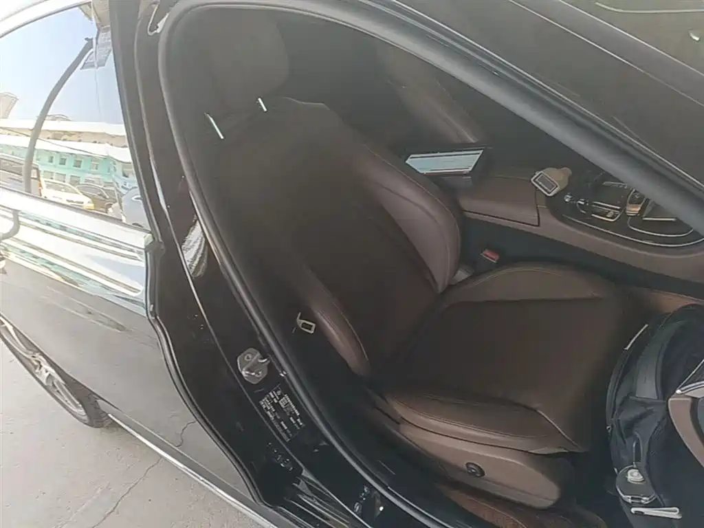 Mercedes-Benz E-Class 2019 Facelift E 300 L Sport Fashion фото 25