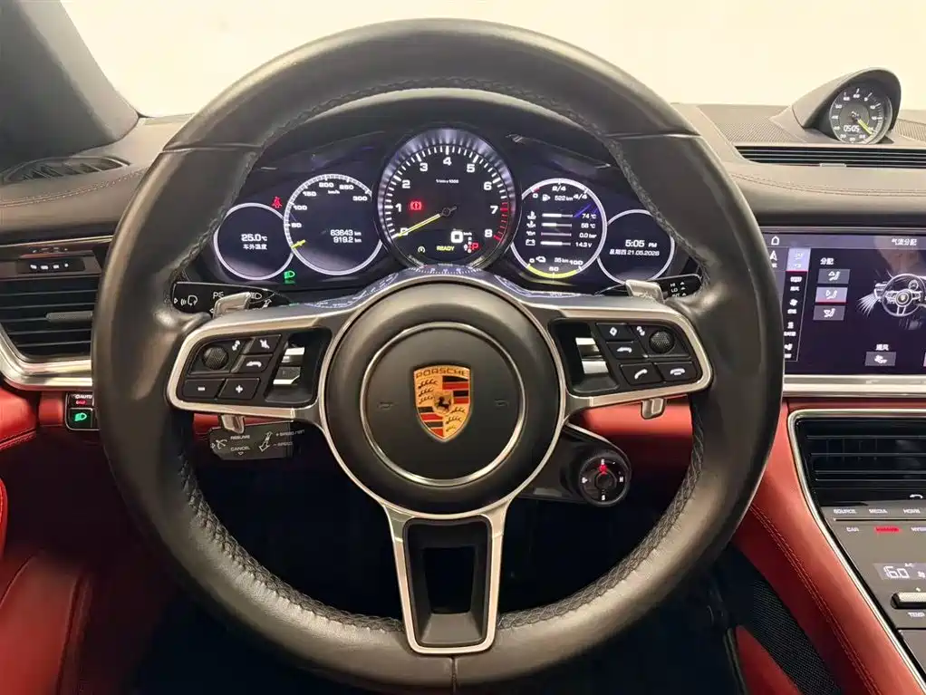 Porsche Panamera New Energy 2018 Panamera 4 E-Hybrid 2.9T фото 20