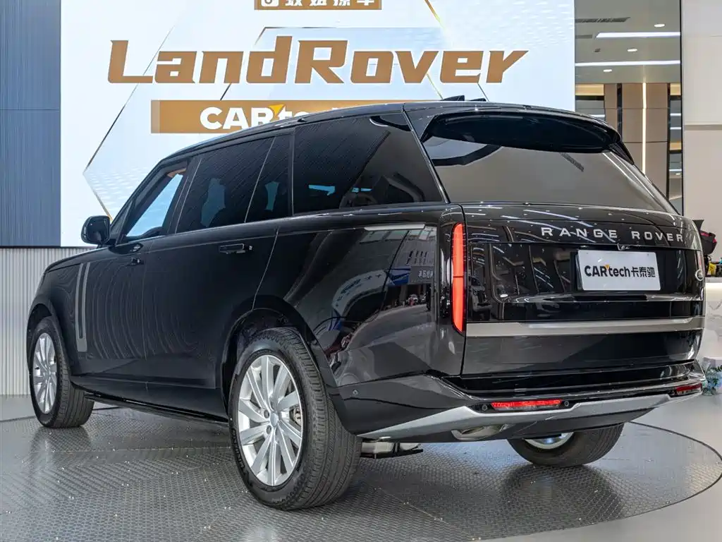 Land Rover Range Rover 2025 3.0 L6 400PS Flourishing Era Extended Wheelbase фото 22