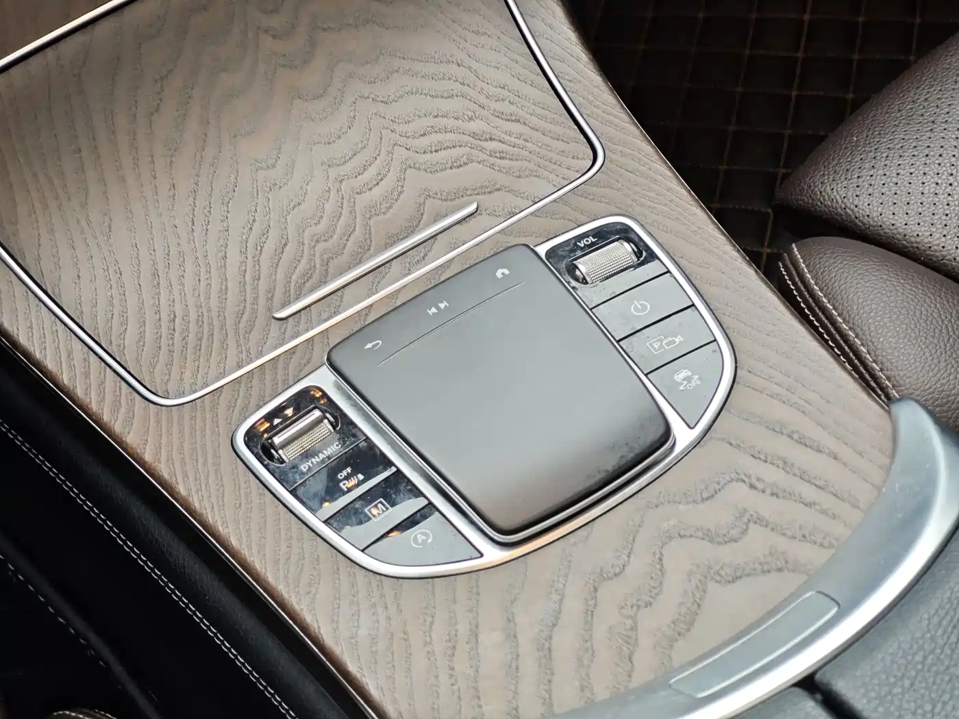 Mercedes-Benz GLC 2020 Facelift GLC 260 L 4MATIC Luxury фото 12