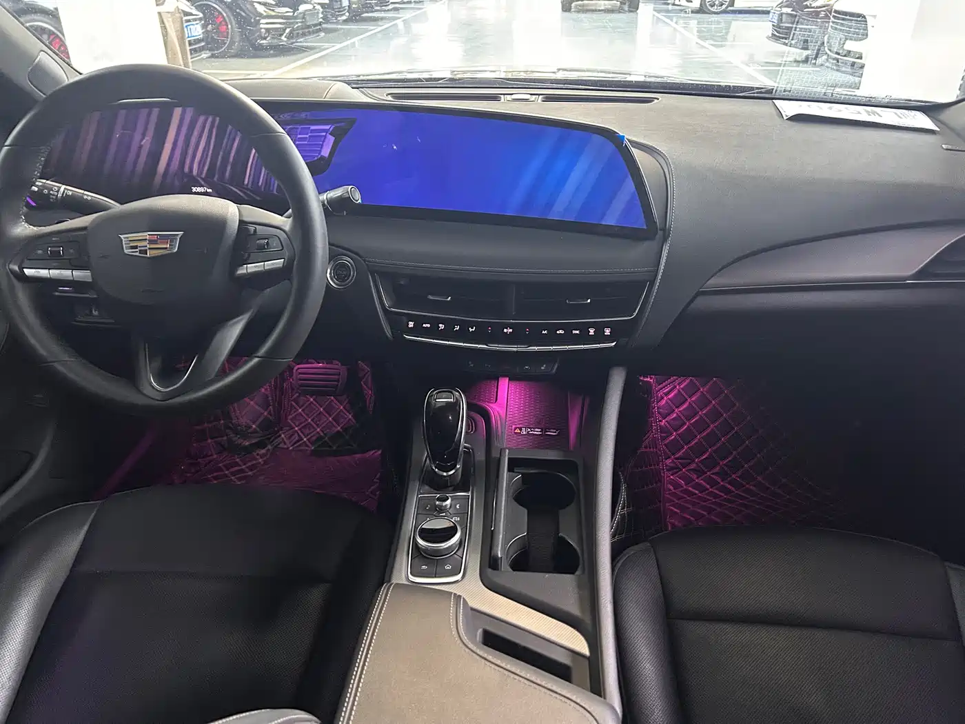 Cadillac CT5 2024 28T Luxury Model Pro фото 4