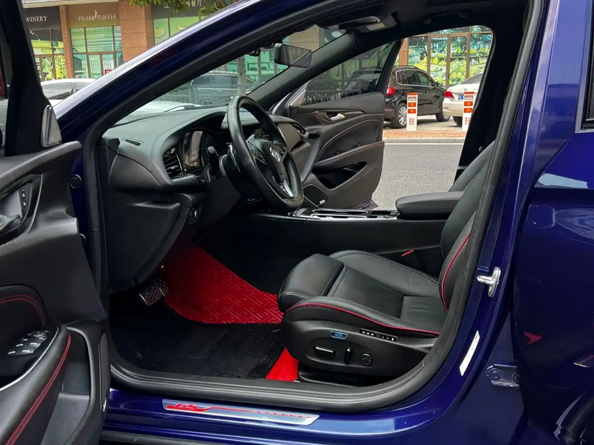Buick Regal 2021 GS 28T Premium Model фото 7