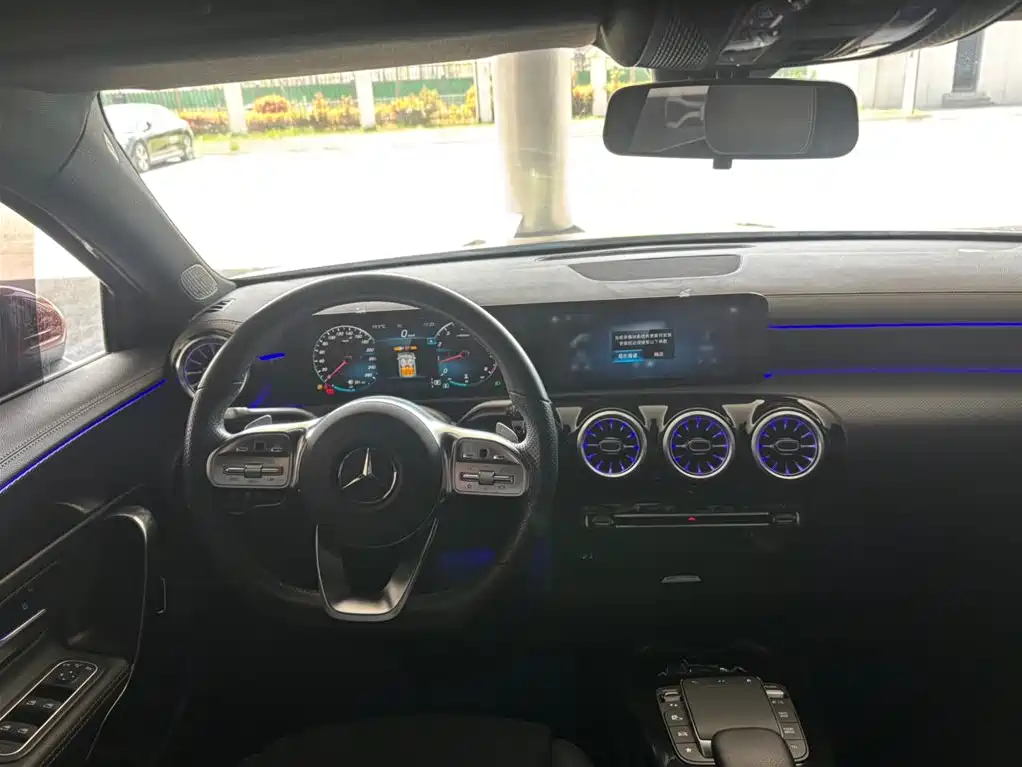 Mercedes-Benz A-Class 2022 Facelift II A 200 L Sport Sedan Fashion фото 13
