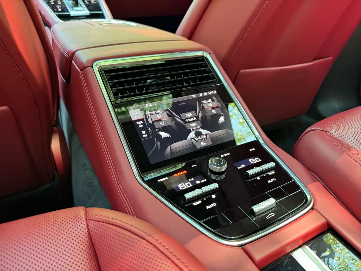 Porsche Panamera 2021 Model Panamera 2.9T фото 18