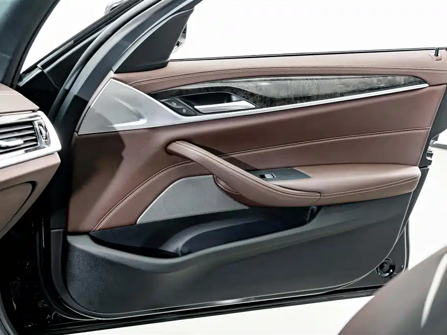 BMW 5 Series 2022 Facelift 525Li M Sport Package фото 15