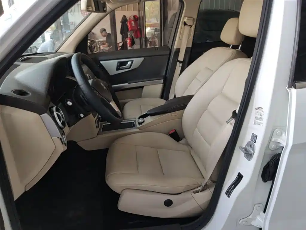 Mercedes-Benz GLK-Class 2013 GLK 300 4MATIC Dynamic Sunroof фото 15