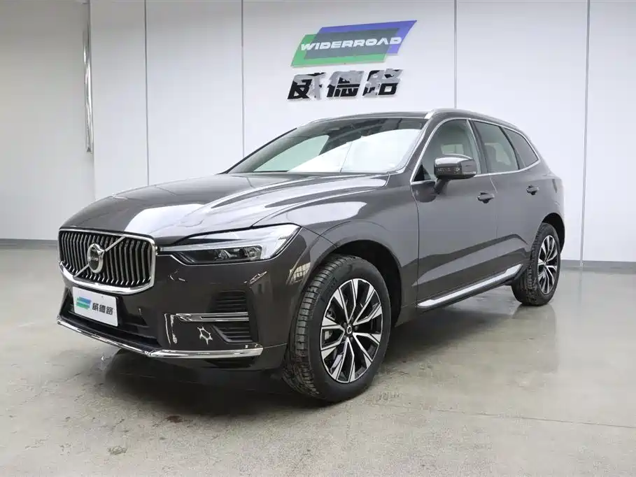 Volvo XC60 2024 B5 AWD Zhiyuan Luxury Edition