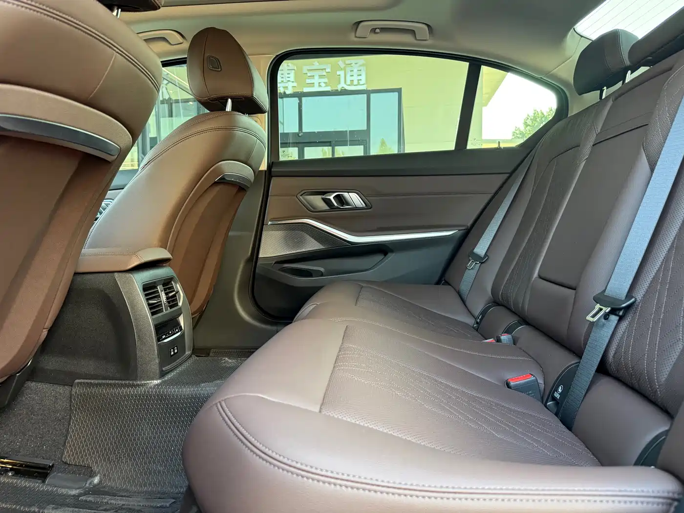 Фото 9 - BMW i3