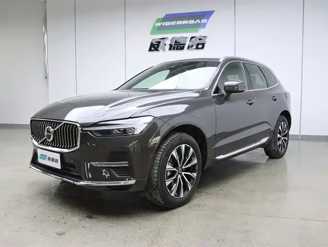 Volvo XC60 2024 B5 AWD Zhiyuan Luxury Edition