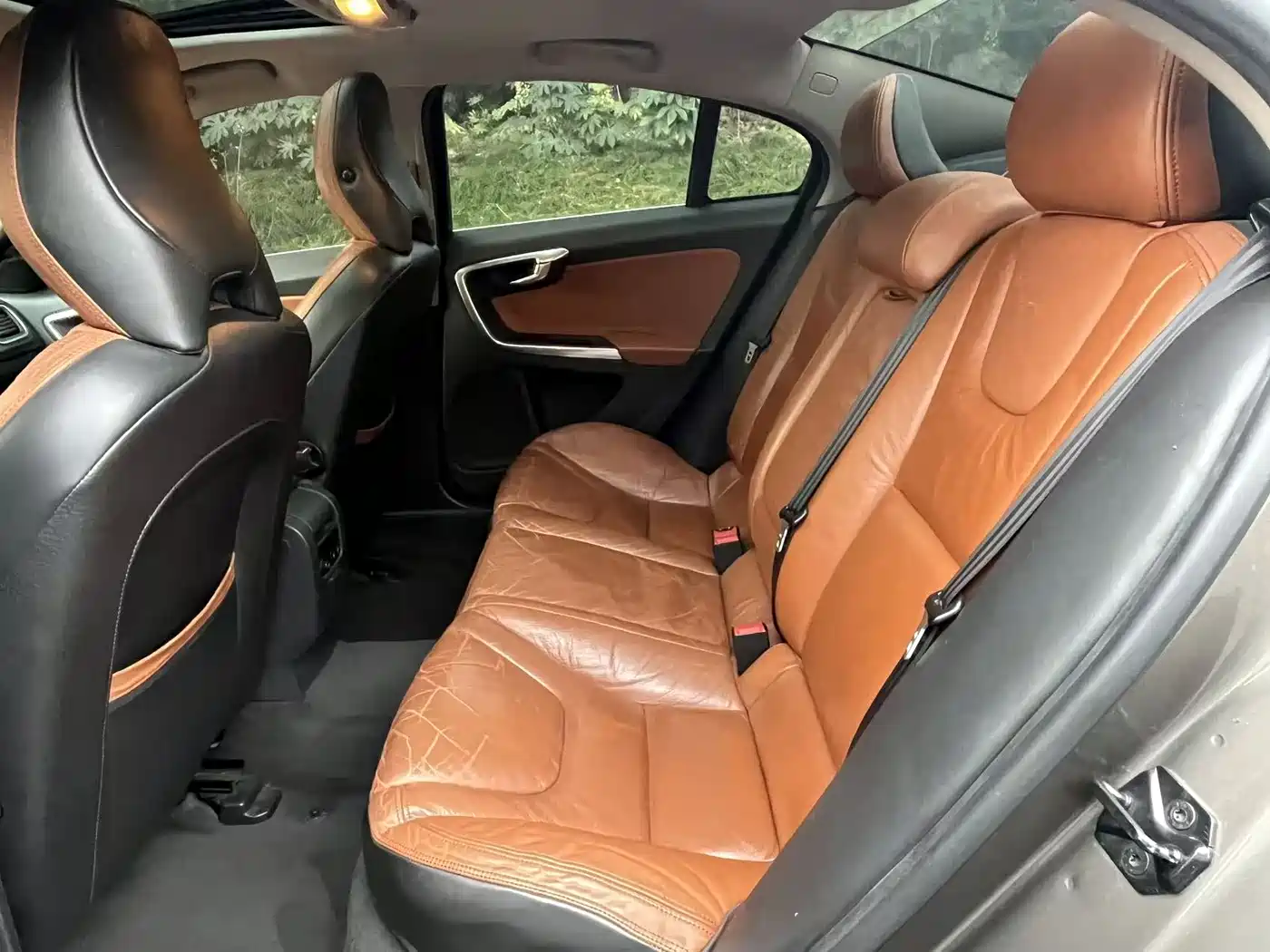 Volvo S60 (Import) 2012 2012 1.6T DRIVe Trend Edition