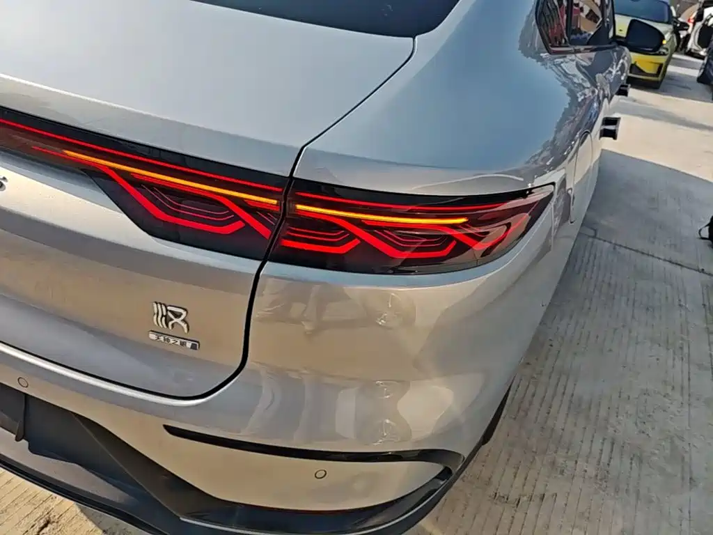 BYD Han 2026 2026 Model DM-i Smart Edition 245km Premium