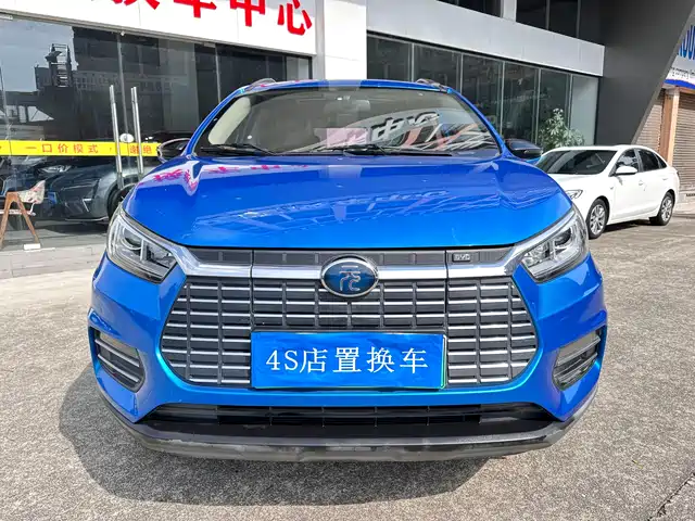 BYD Yuan New Energy 2019 EV360 Smart Connect Premium Edition — фото 2
