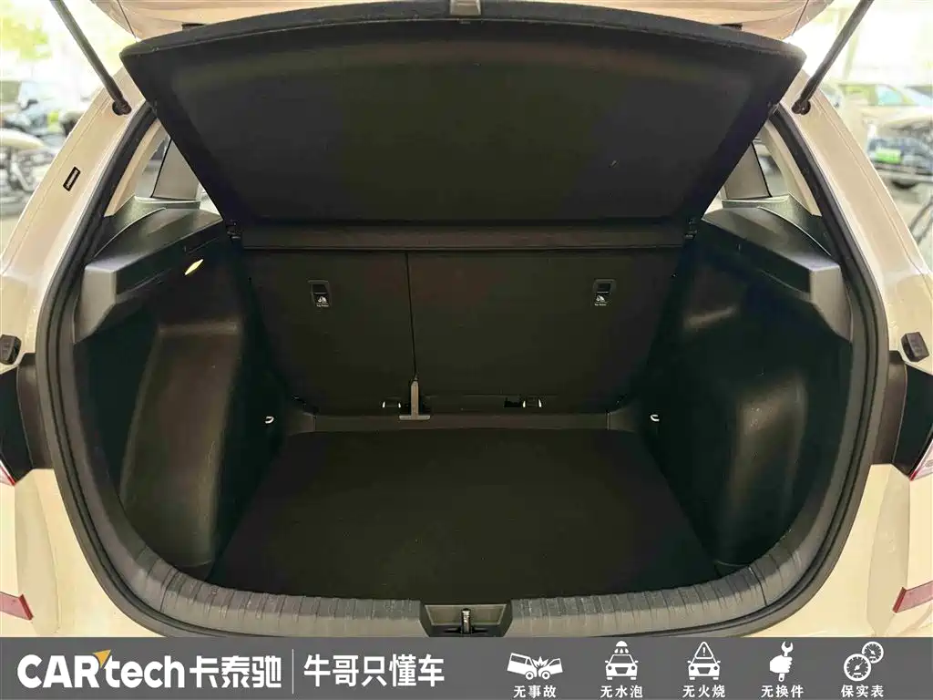 Škoda Kamiq 2021 1.5L Auto Comfort Edition фото 13
