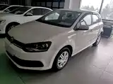 Фото 2 - Volkswagen Polo