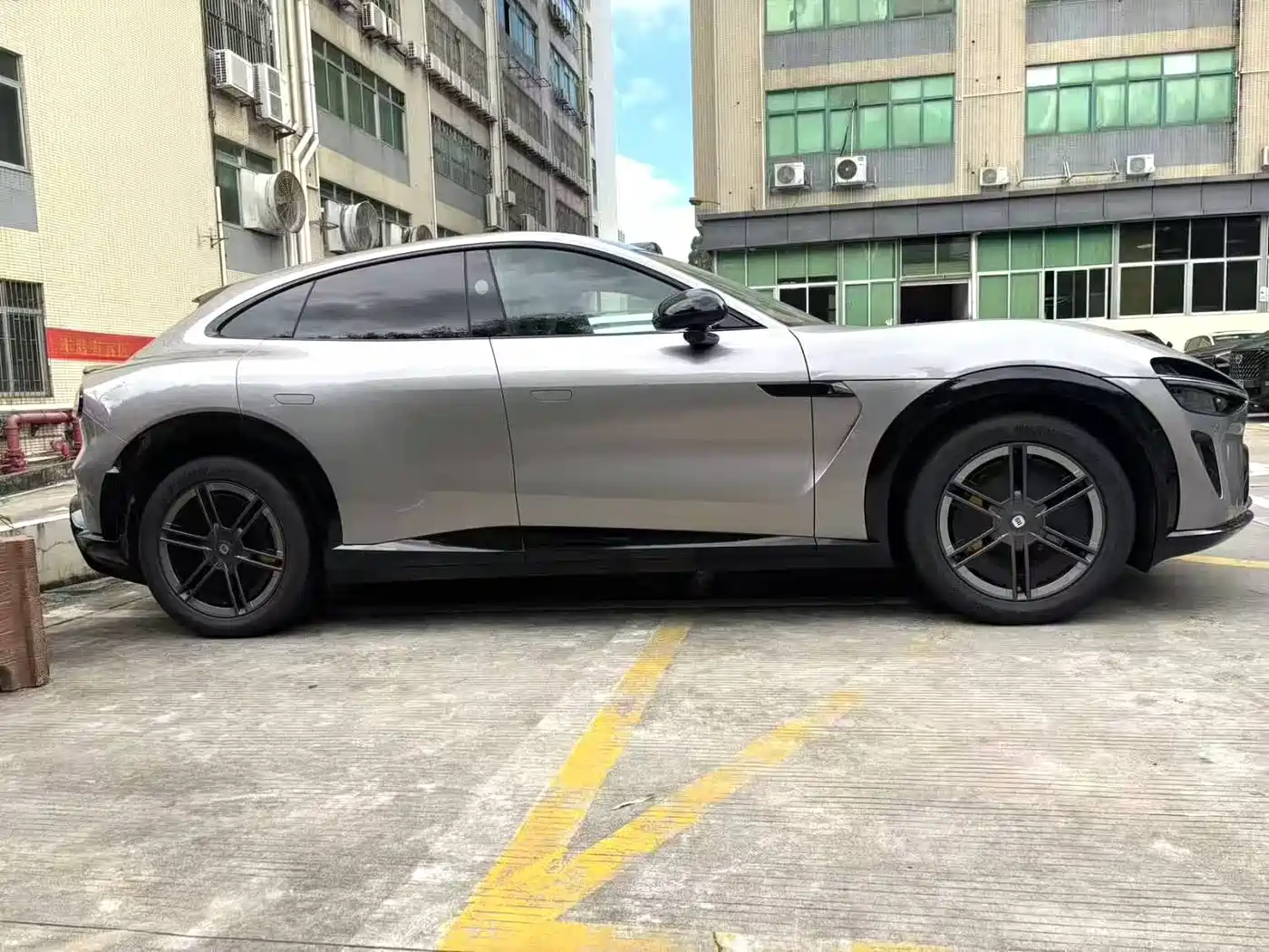 XIAOMI CAR XIAOMI YU7