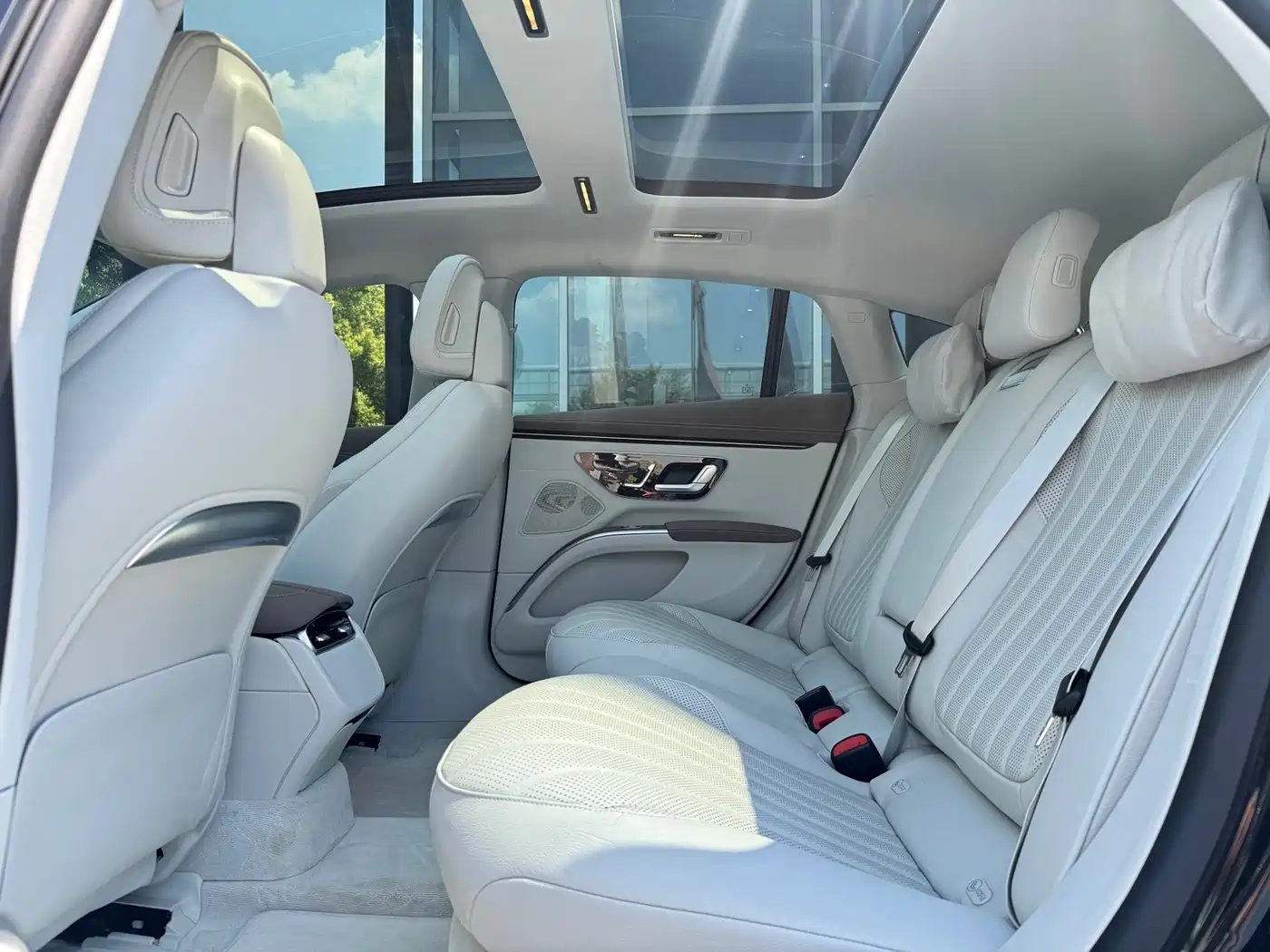 Mercedes-Benz EQS 2023 450+ Pioneer Edition фото 9
