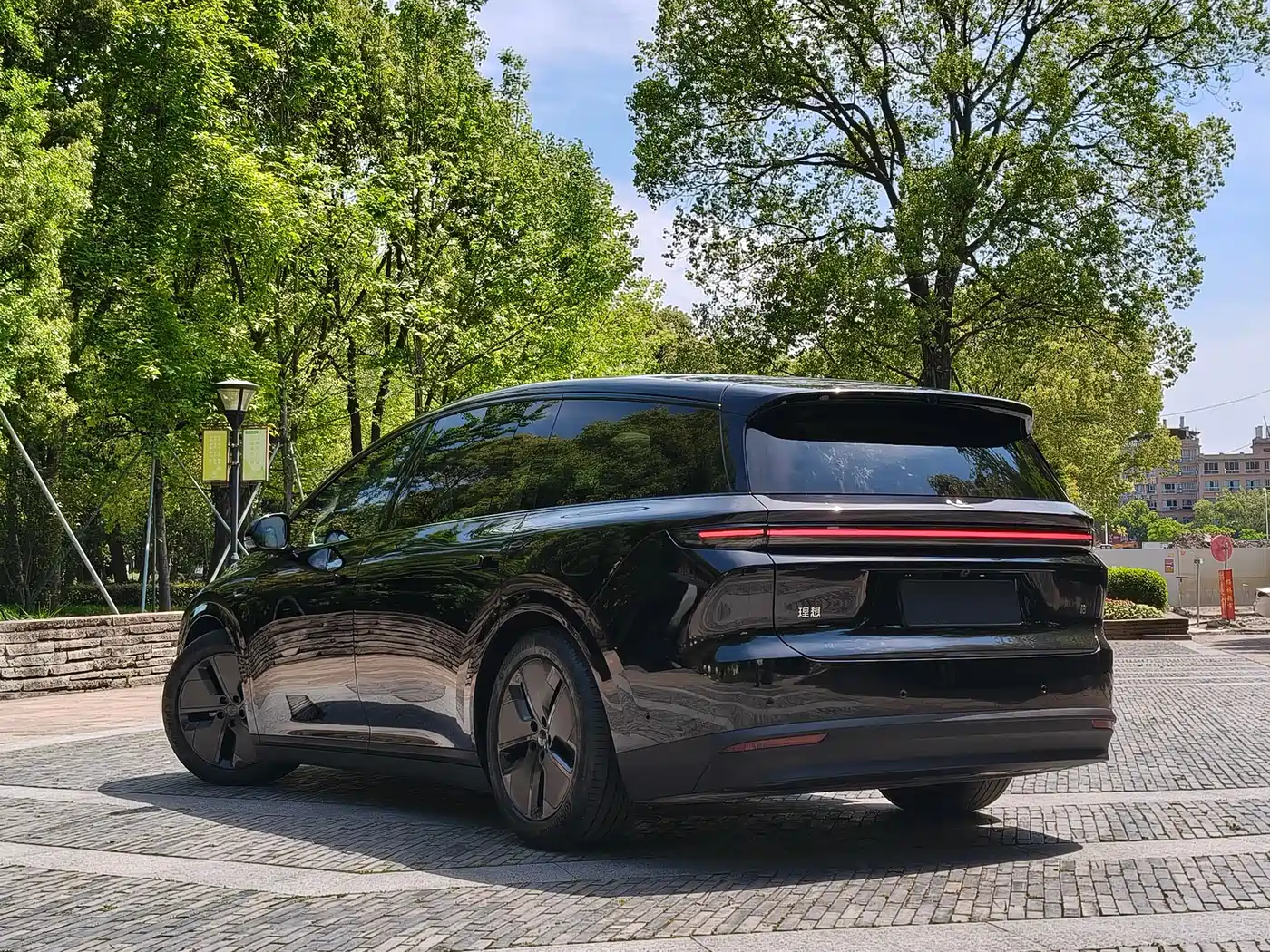 Li Auto Li i8 2025 2025 Standard Edition