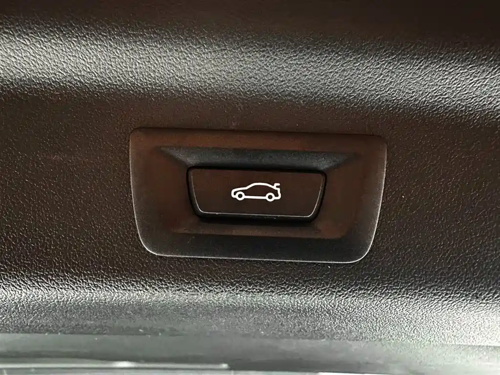 BMW X1 2023 sDrive20Li X Design Package фото 10