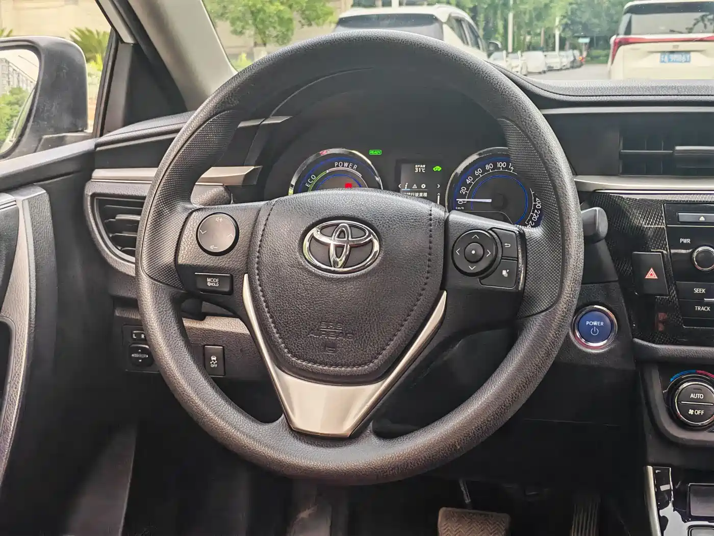 Toyota Levin 2016 Hybrid 1.8H GS E-CVT Elite Sunroof фото 10