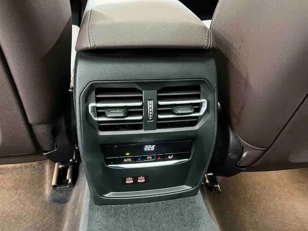 BMW 3 Series 2023 320Li M Sport Package фото 12