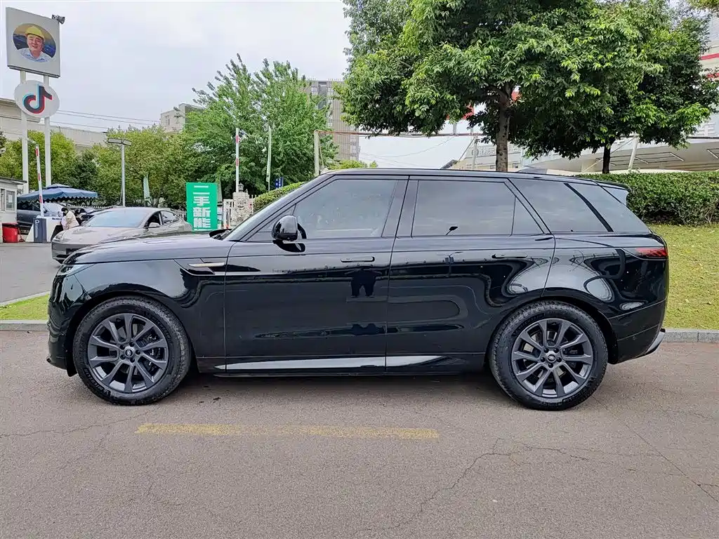 Land Rover Range Rover Sport 2023 400PS Dynamic SE фото 3
