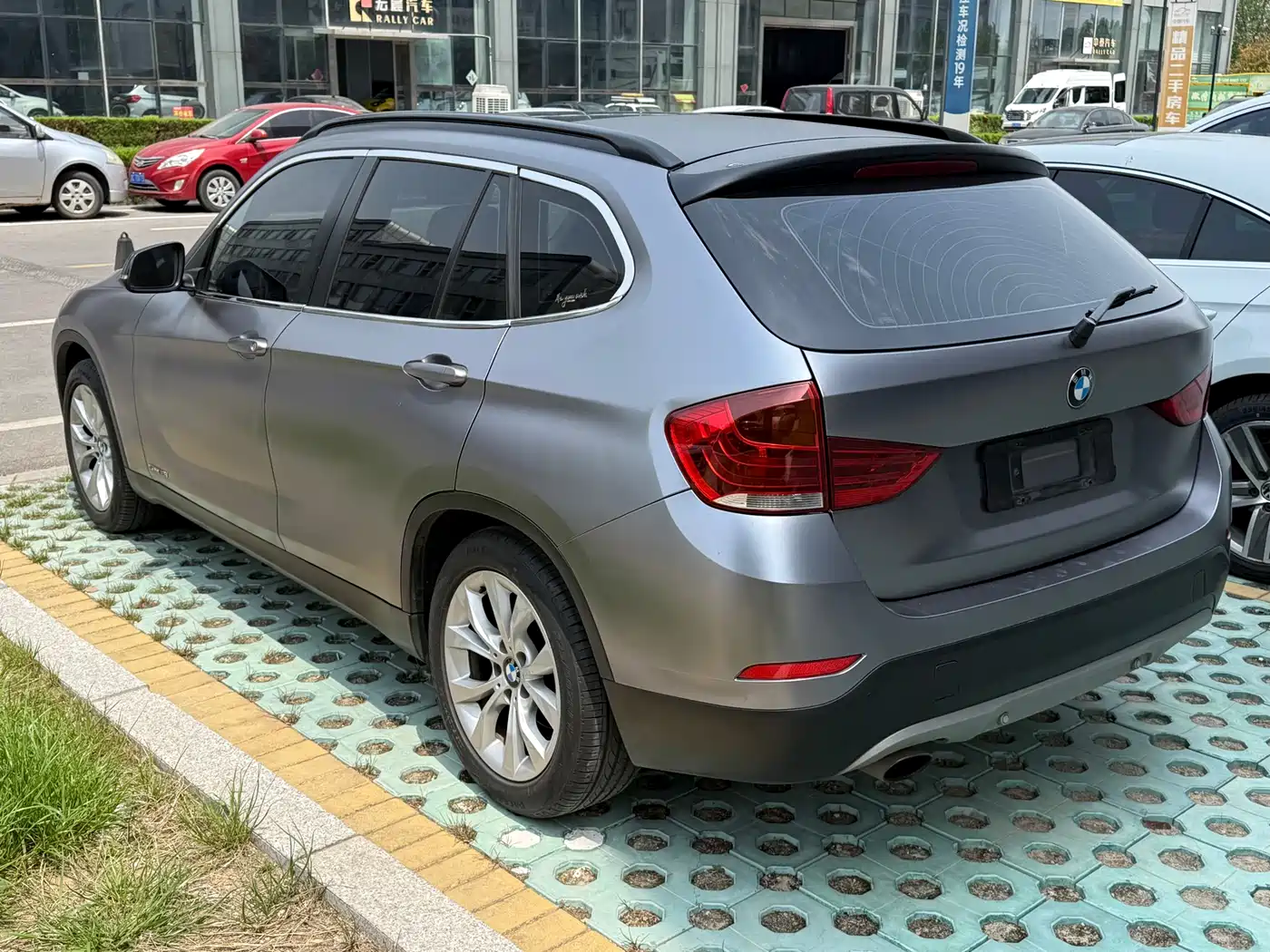 BMW X1 2013 2013 sDrive18i Leading
