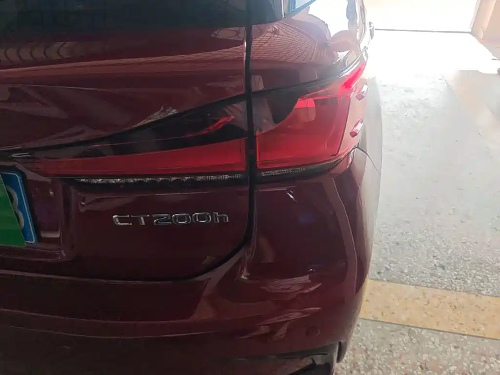 Lexus CT 2018 2017 CT200h Elite Edition Monochrome China V