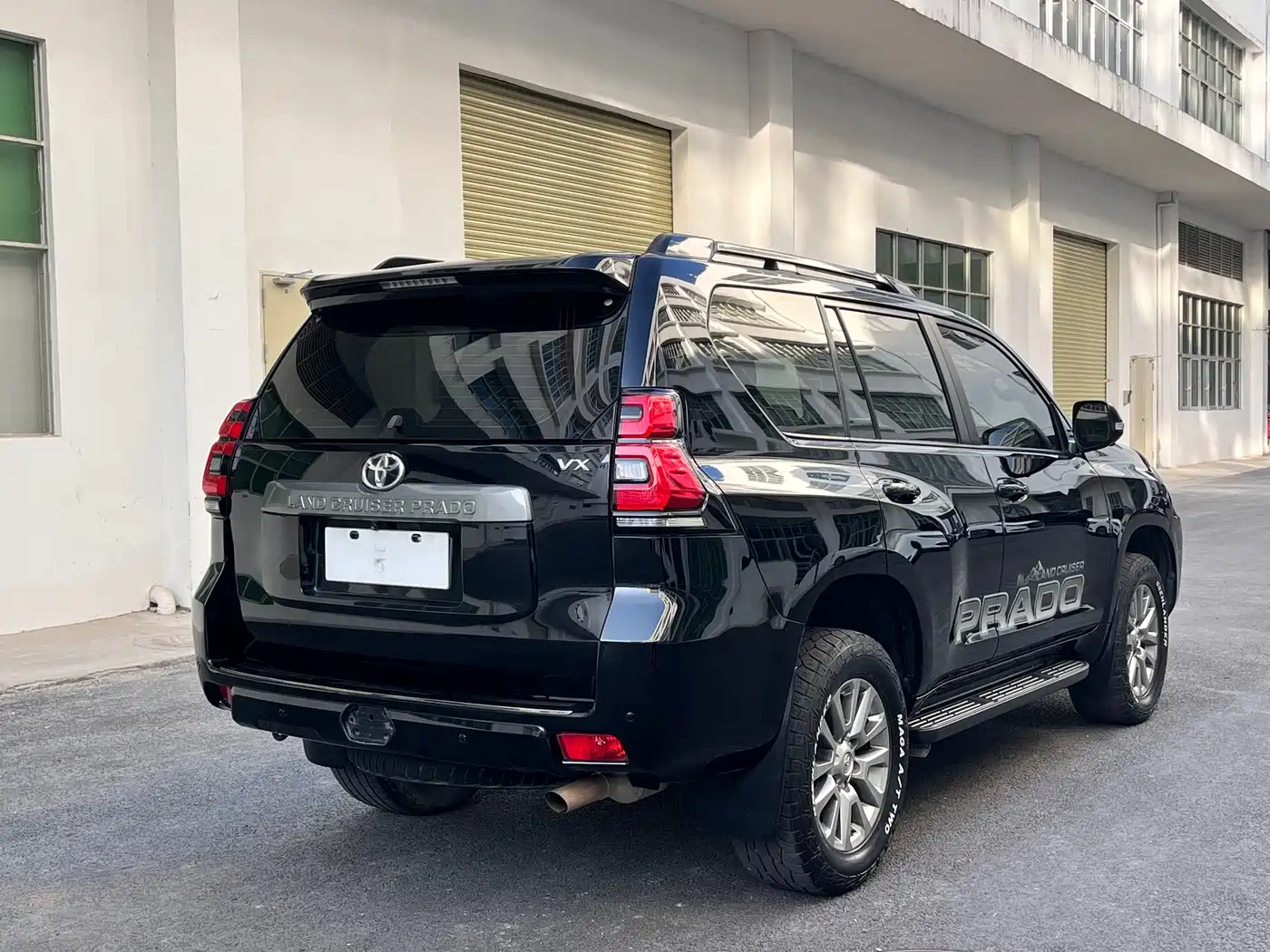 TOYOTA PRADO