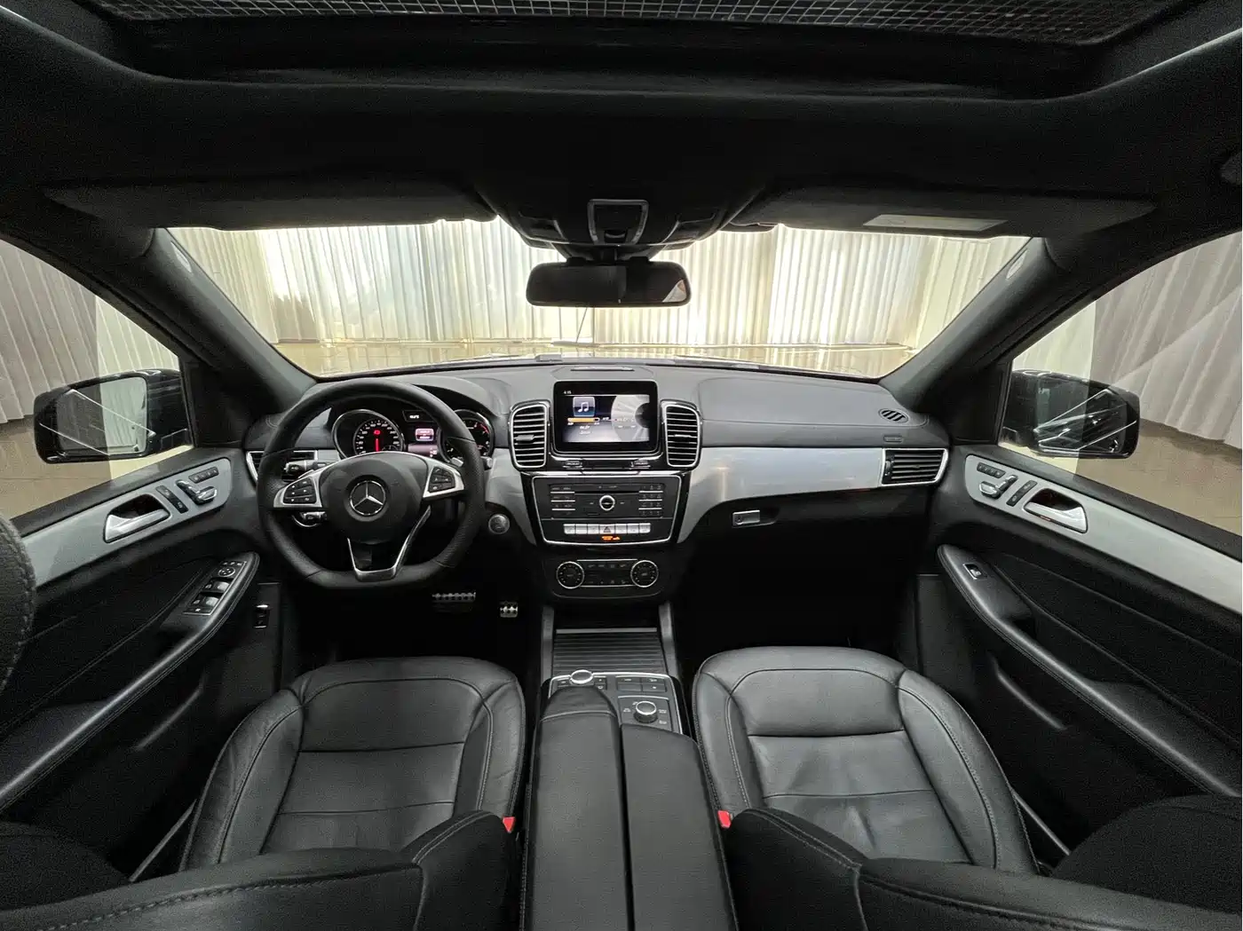 Mercedes-Benz GLE AMG 2017 AMG GLE 43 4MATIC фото 12
