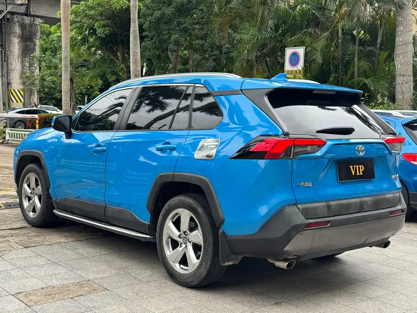 Toyota RAV4 Rongfang 2020 2.0L CVT 2WD Trend Edition фото 7
