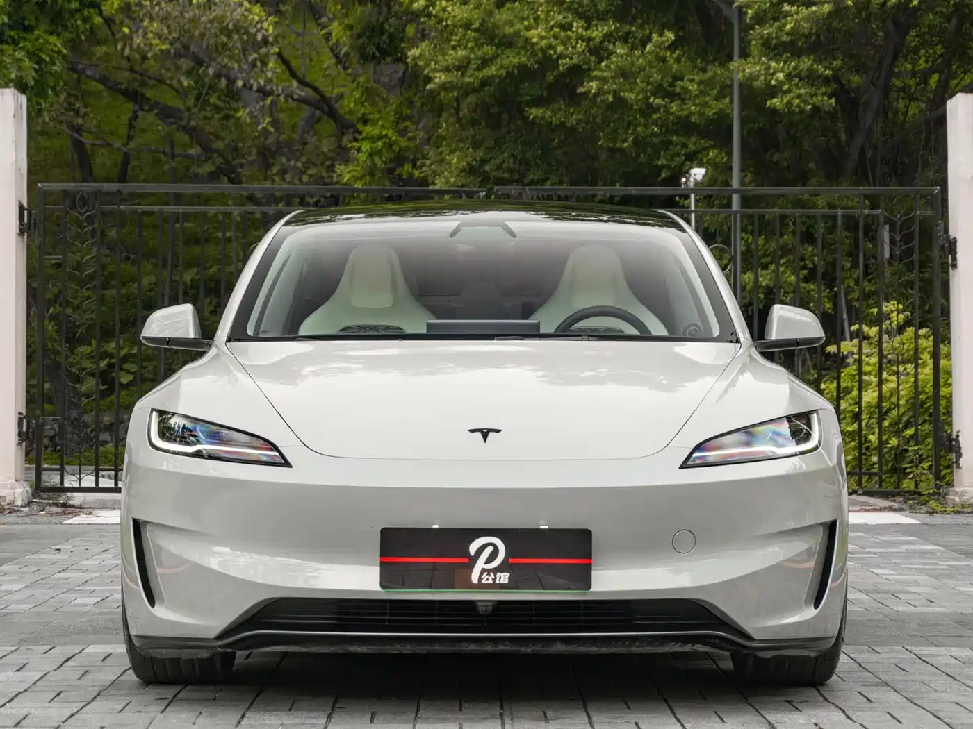Tesla Model 3 2025 Model Year Facelift Performance All-Wheel Drive фото 2