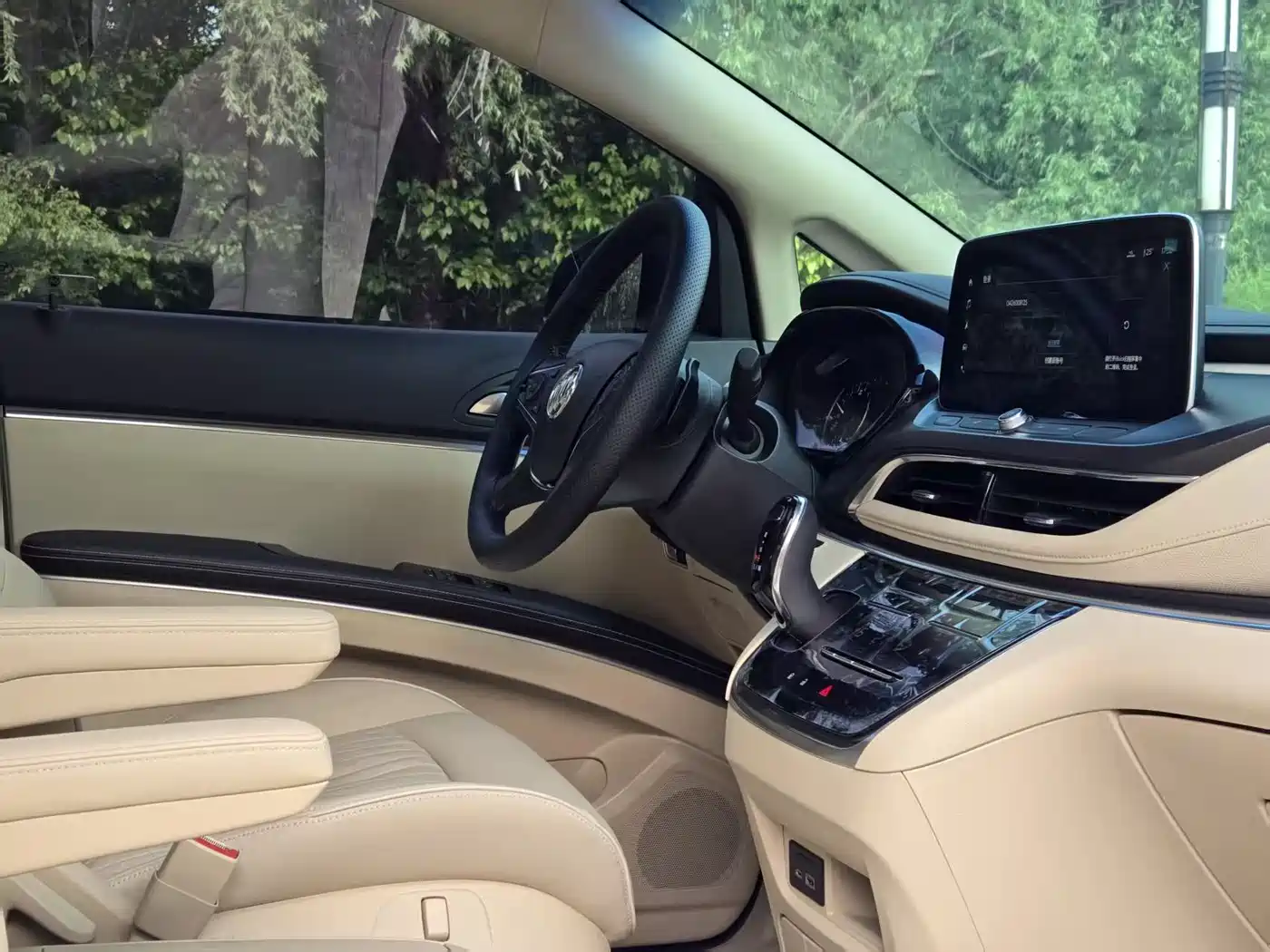 Buick GL8 2023 Land Business Class 652T Luxury фото 7