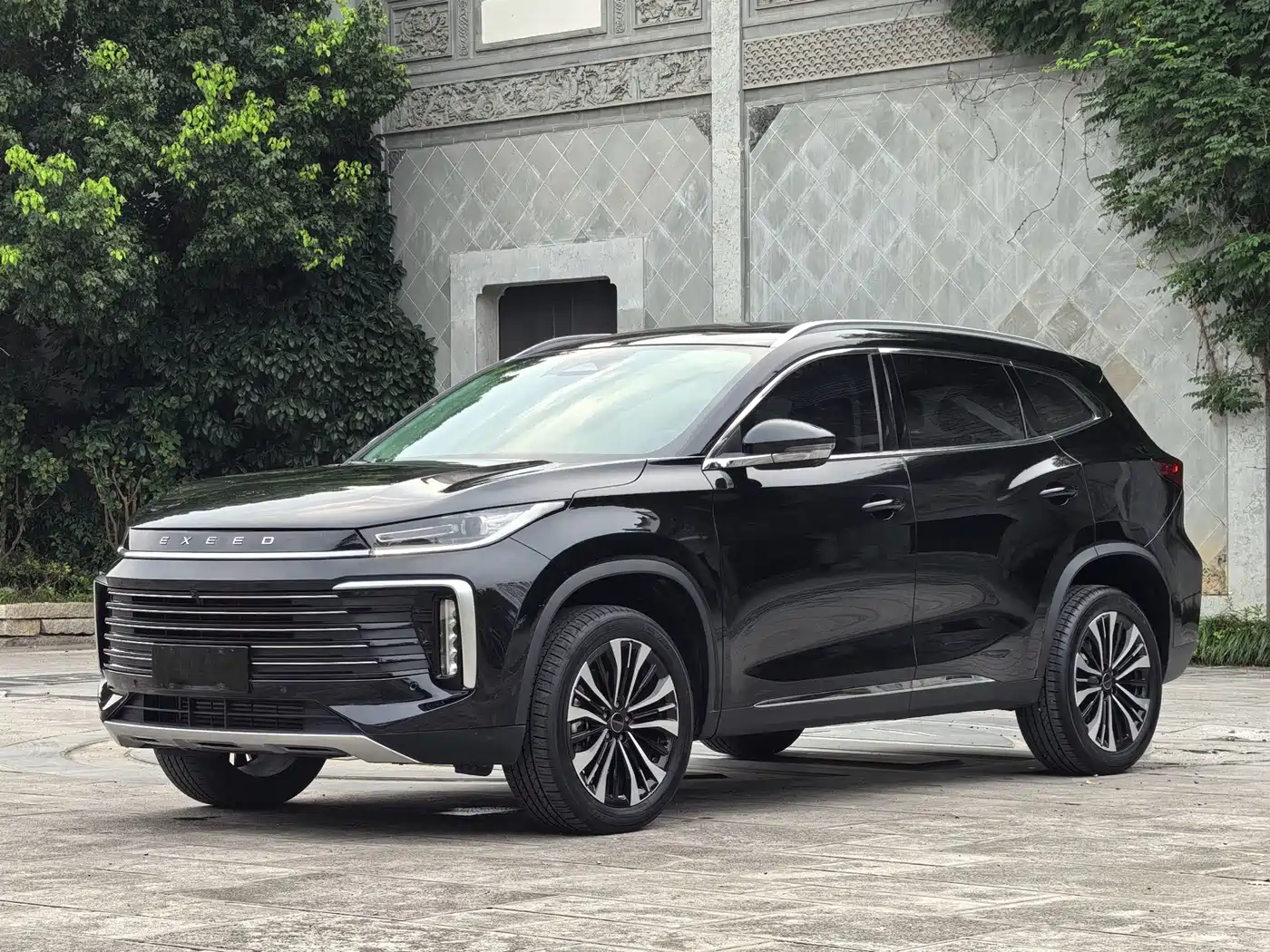 Exeed Lingyun 2024 2024 300T 2WD Starlight Edition