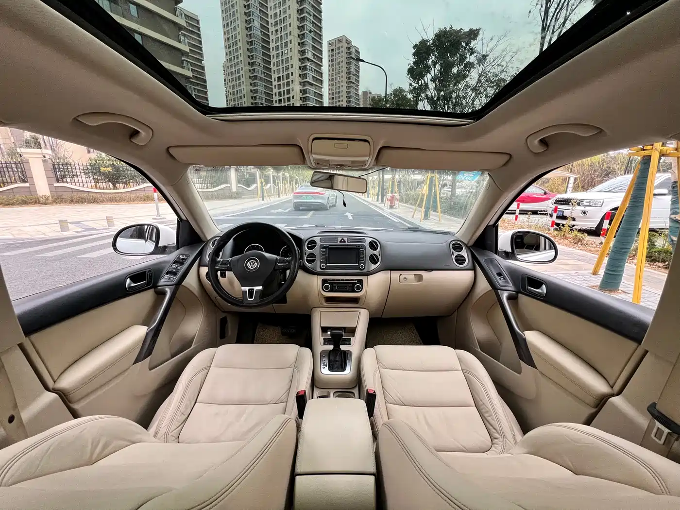 Volkswagen Tiguan 2012 2.0TSI Automatic 4WD Elite Edition фото 10
