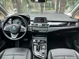 Photo 6 - BMW 2 Series Touring
