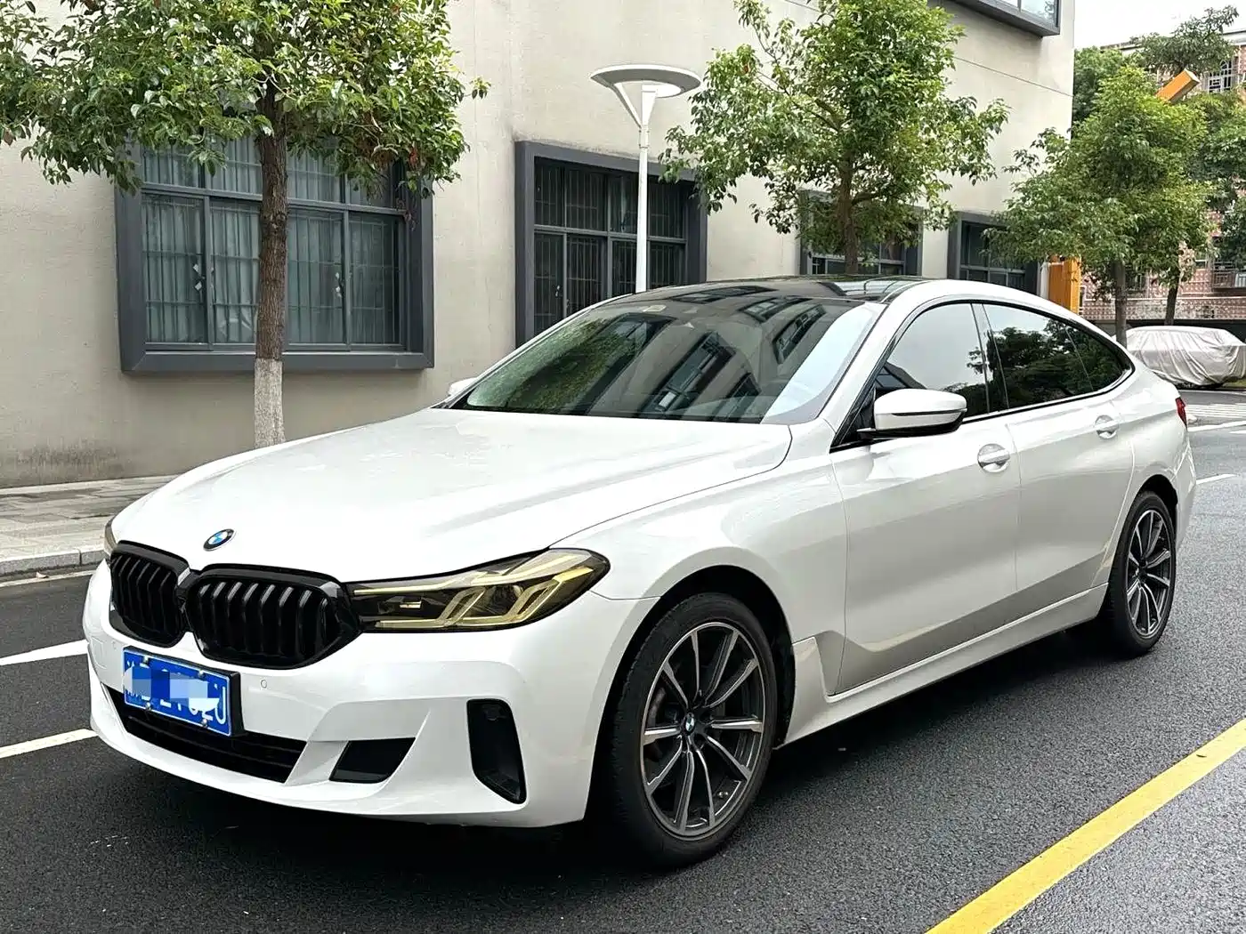 BMW 6 Series GT 2021 630i Luxury Design Package