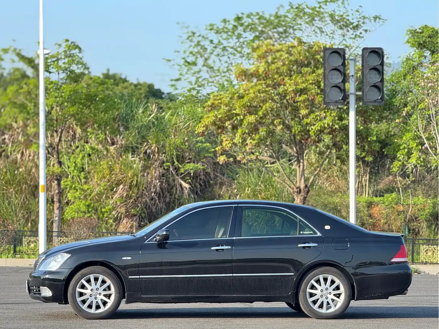Toyota Crown 2007 2.5L Royal Special Edition фото 17