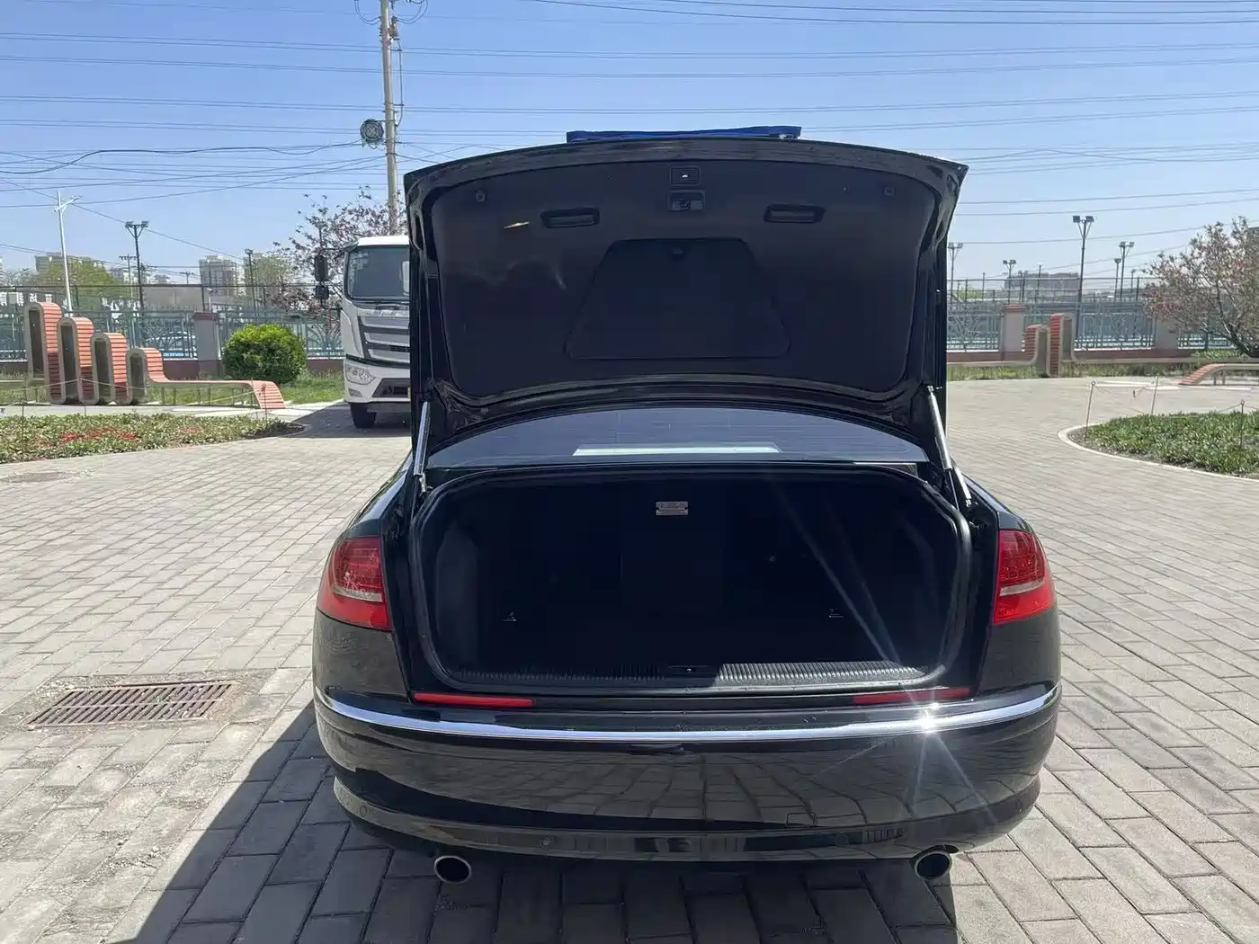 Audi A8 2008 A8L 4.2 FSI Prestige фото 9