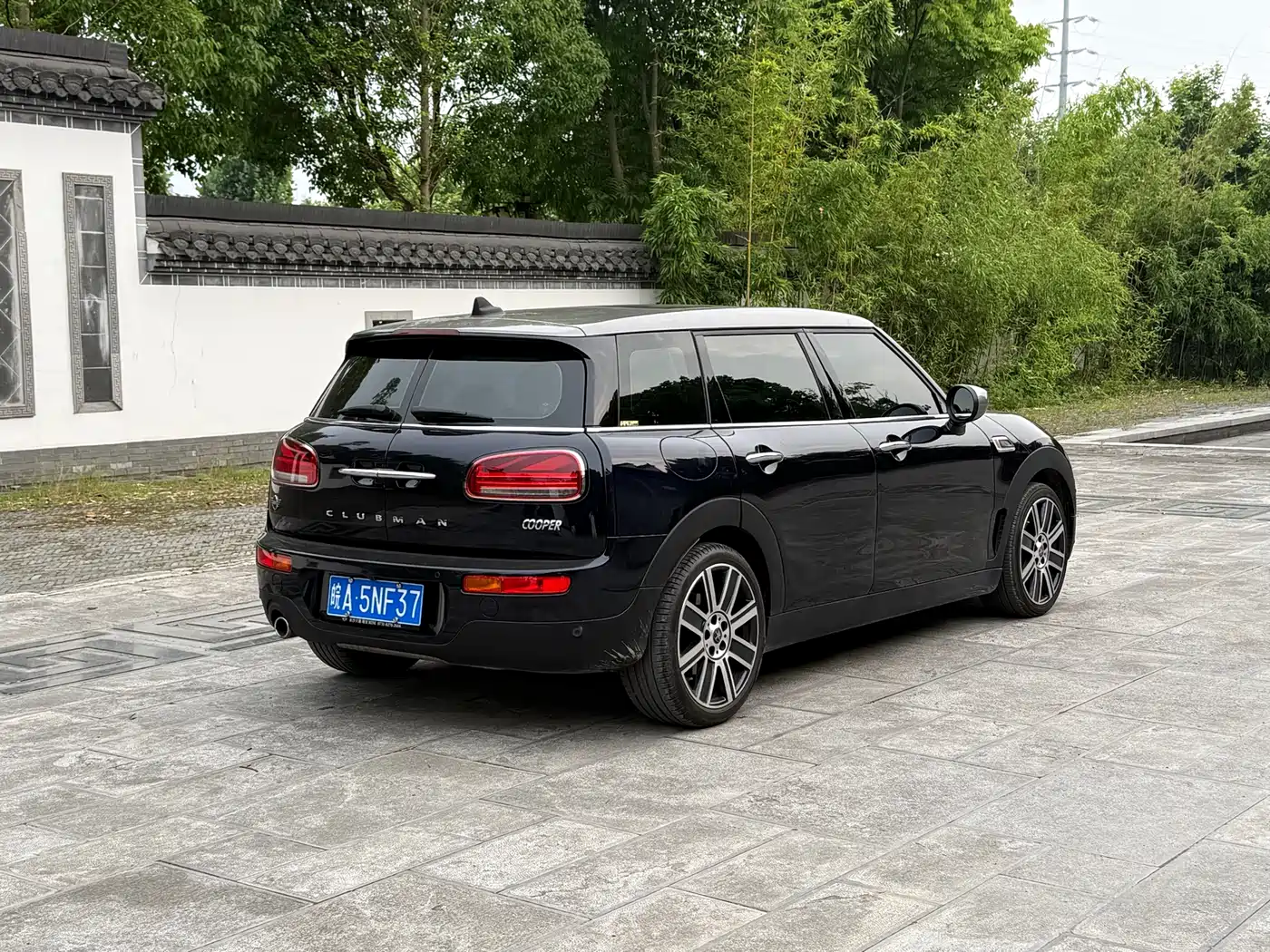 MINI CLUBMAN