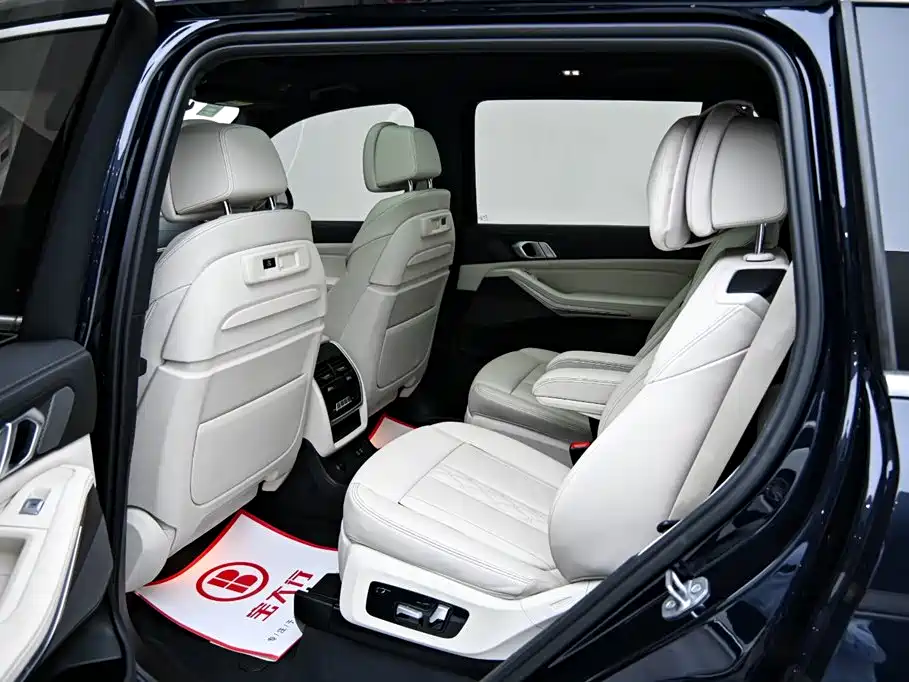 BMW X7 2022 xDrive40i Exclusive M Sport Package фото 13