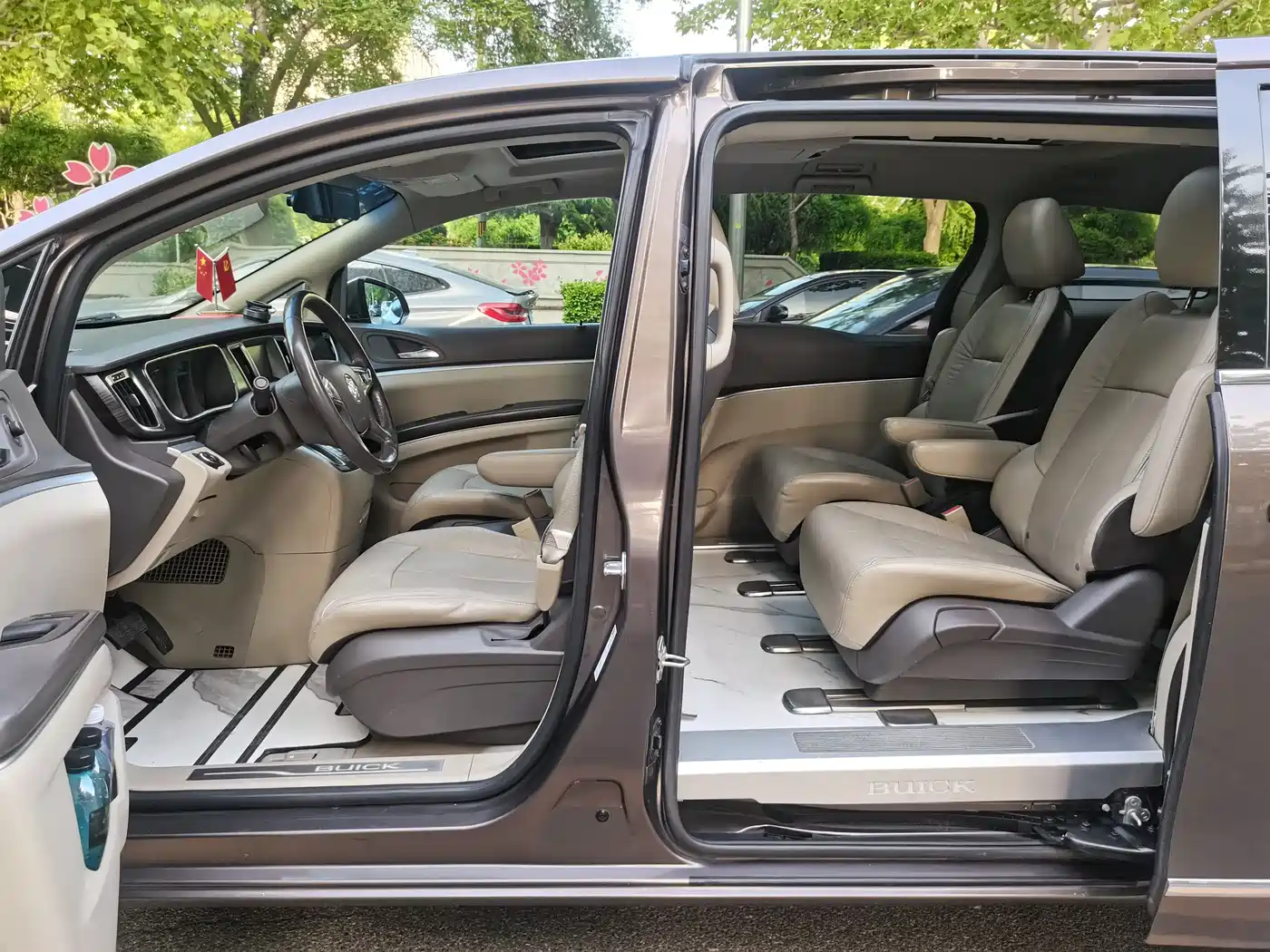 Buick GL8 2013 3.0L XT Luxury Business Flagship Edition фото 34