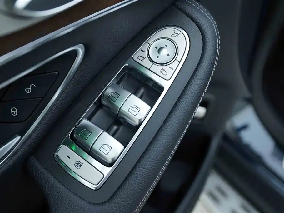 Mercedes-Benz GLC 2022 Model GLC 300 L 4MATIC Dynamic Edition фото 10