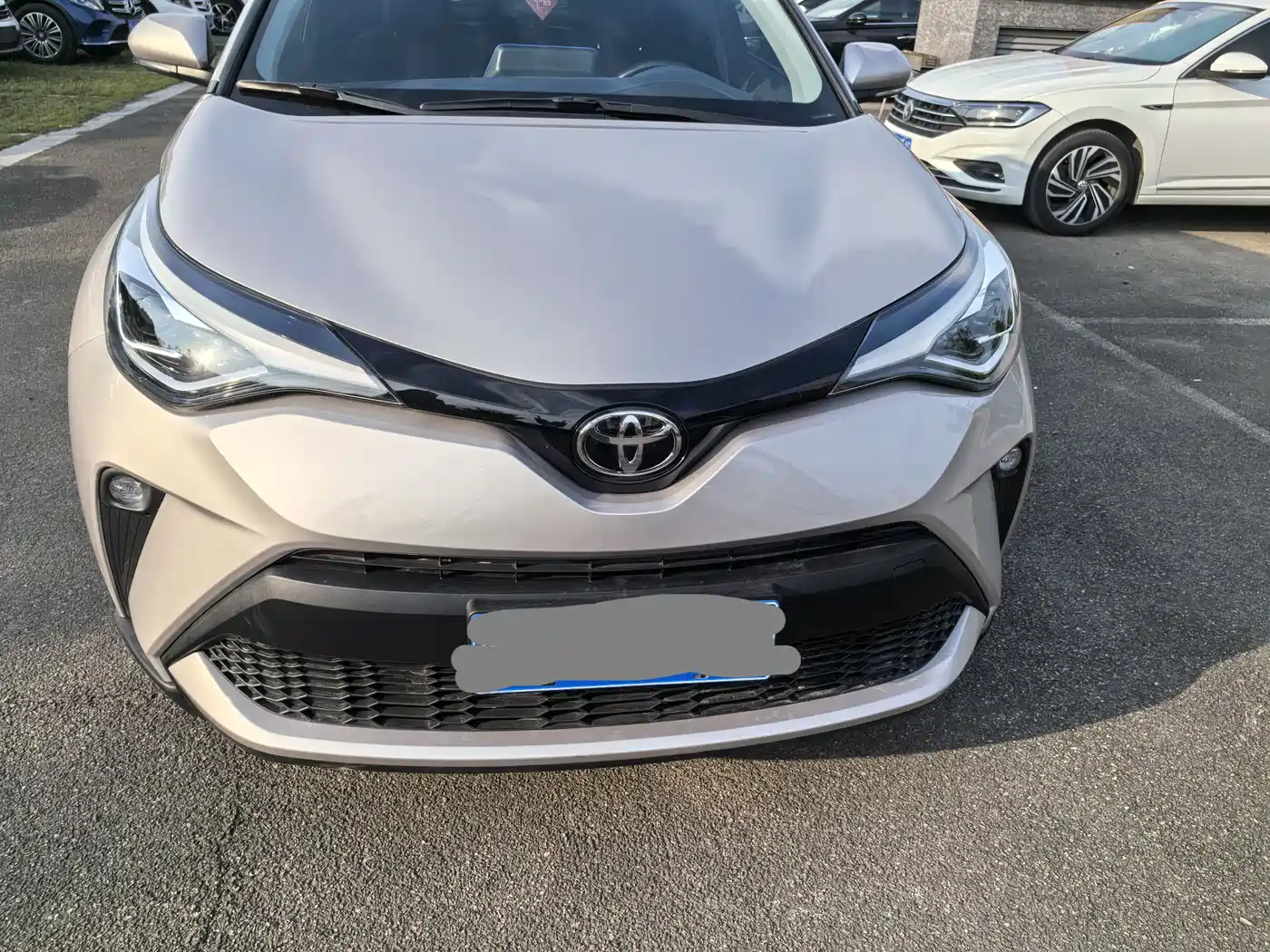Toyota C-HR 2022 2.0L Leading Edition фото 2
