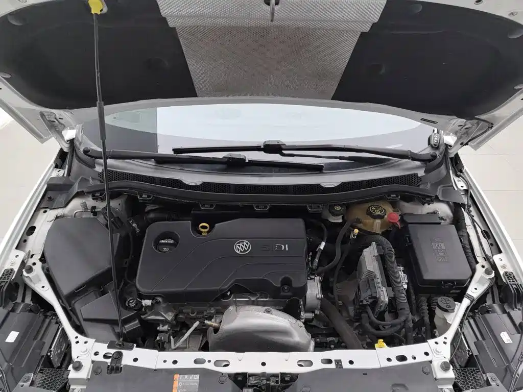 Фото 6 - Buick Verano