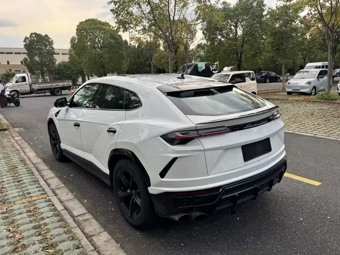 Lamborghini Urus 2019 2018 4.0T V8