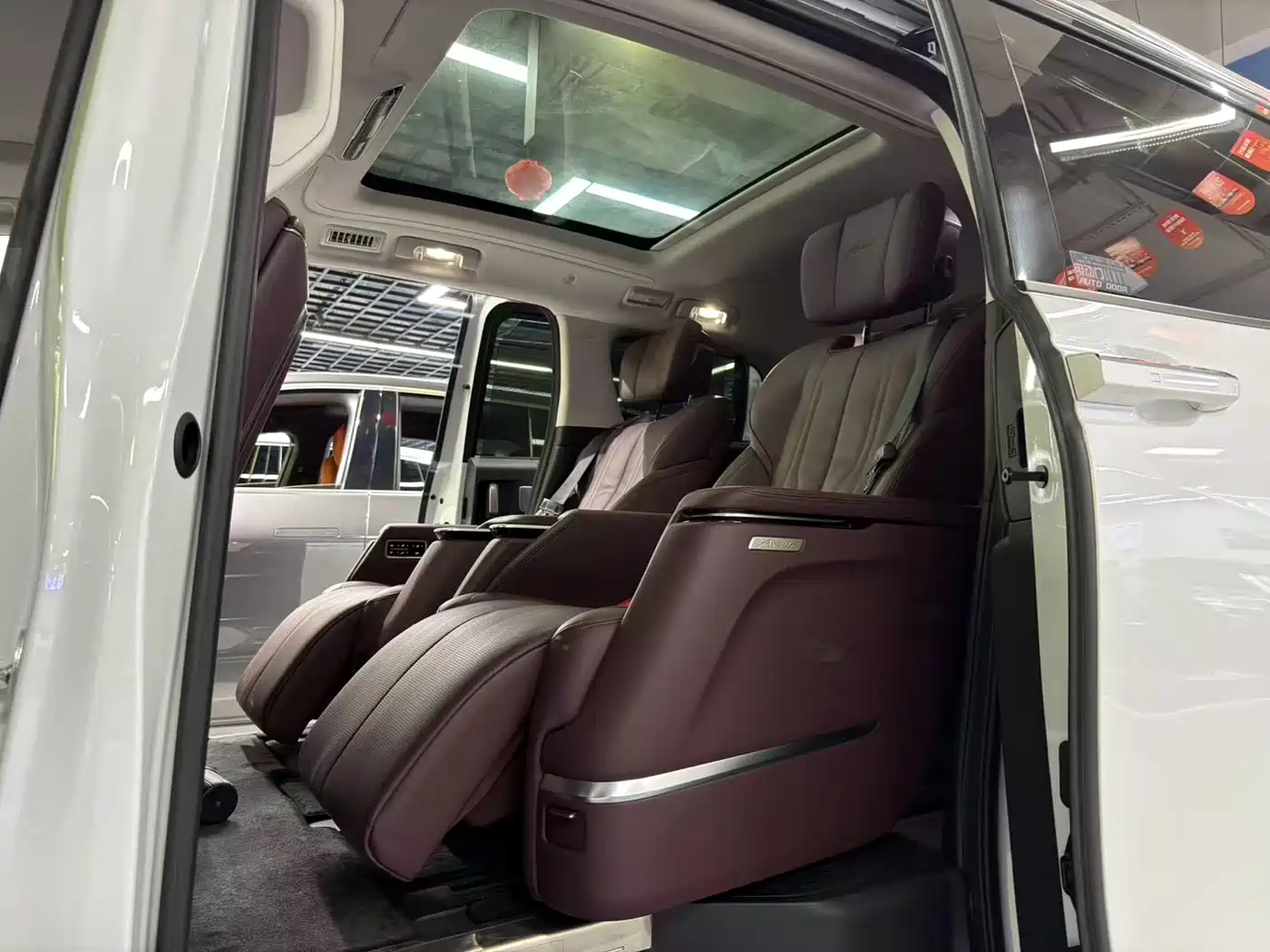 Buick Century 2023 2.0T 6-Seat World Edition фото 9